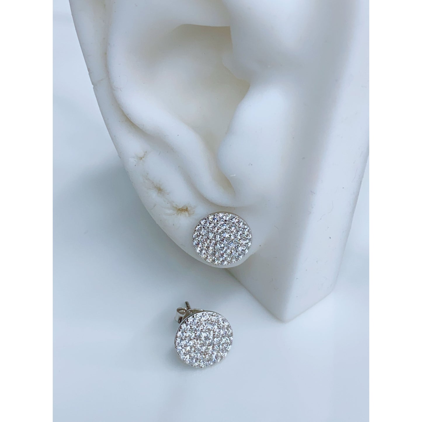 Boucles d'oreille clous en zircons, argent et plaqué or